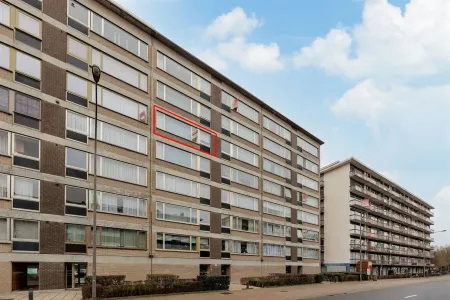 Apartament Për Shitje 2170 MERKSEM BE